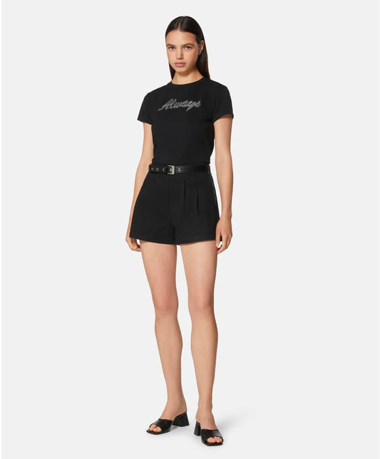 T-SHIRT CON SCRITTA